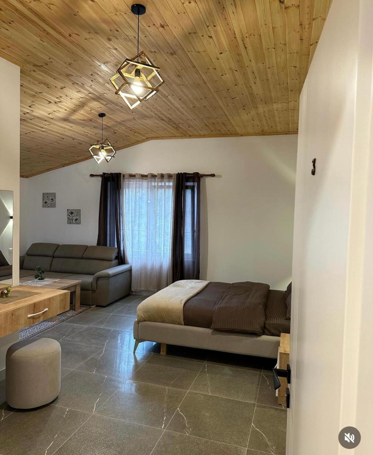Qyteza Guest House & Camping Shkodër Buitenkant foto