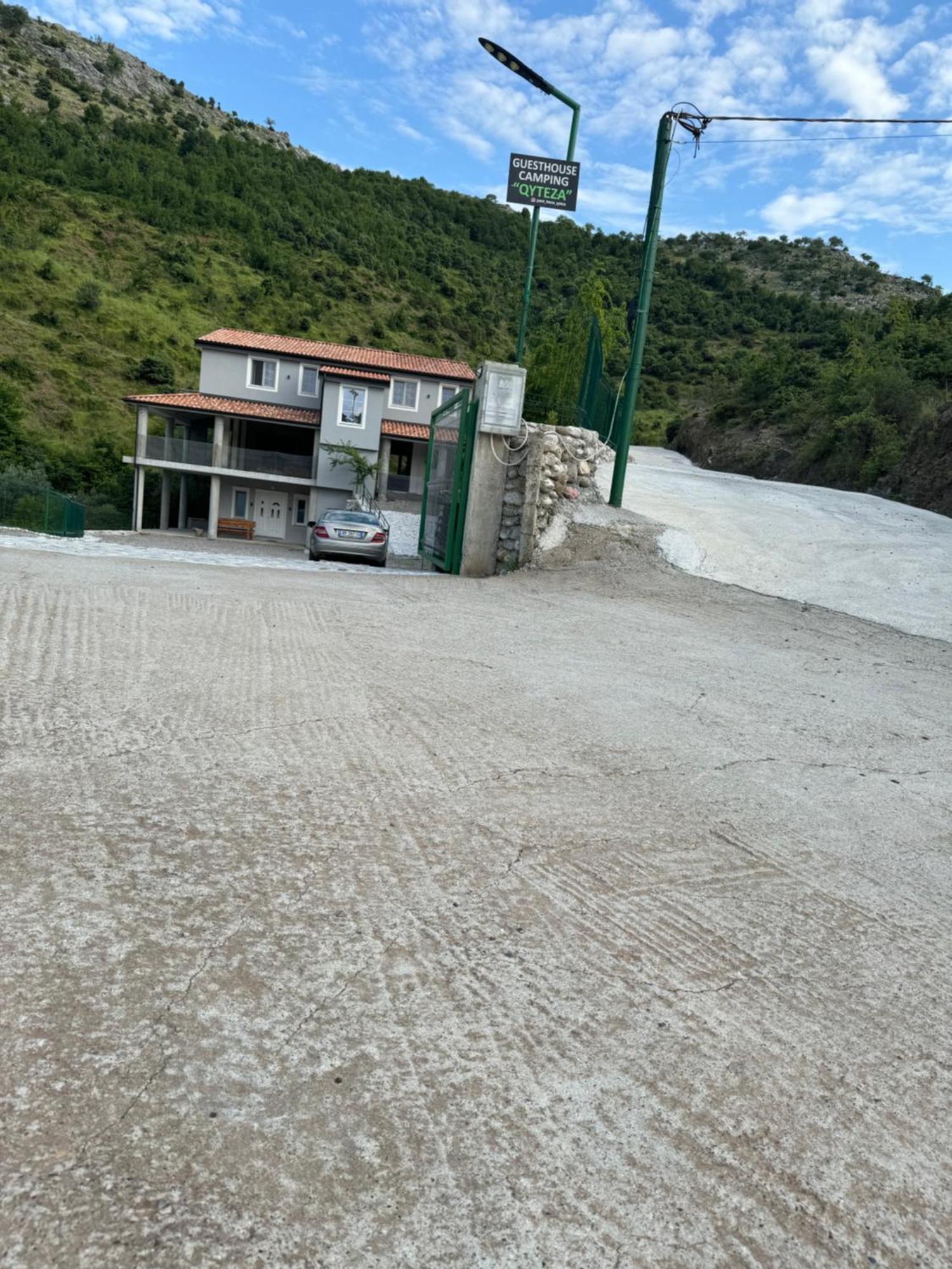 Qyteza Guest House & Camping Shkodër Buitenkant foto
